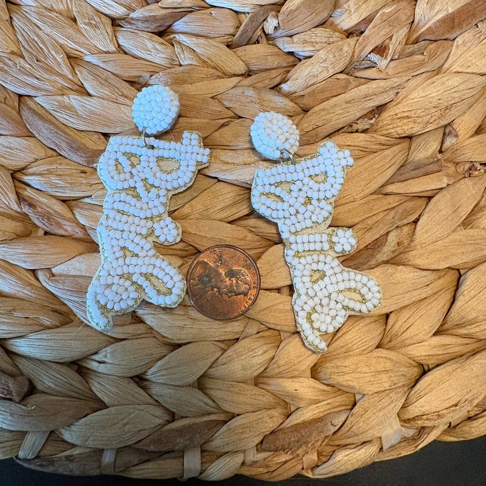 White Beaded Bride Beaded Earrings